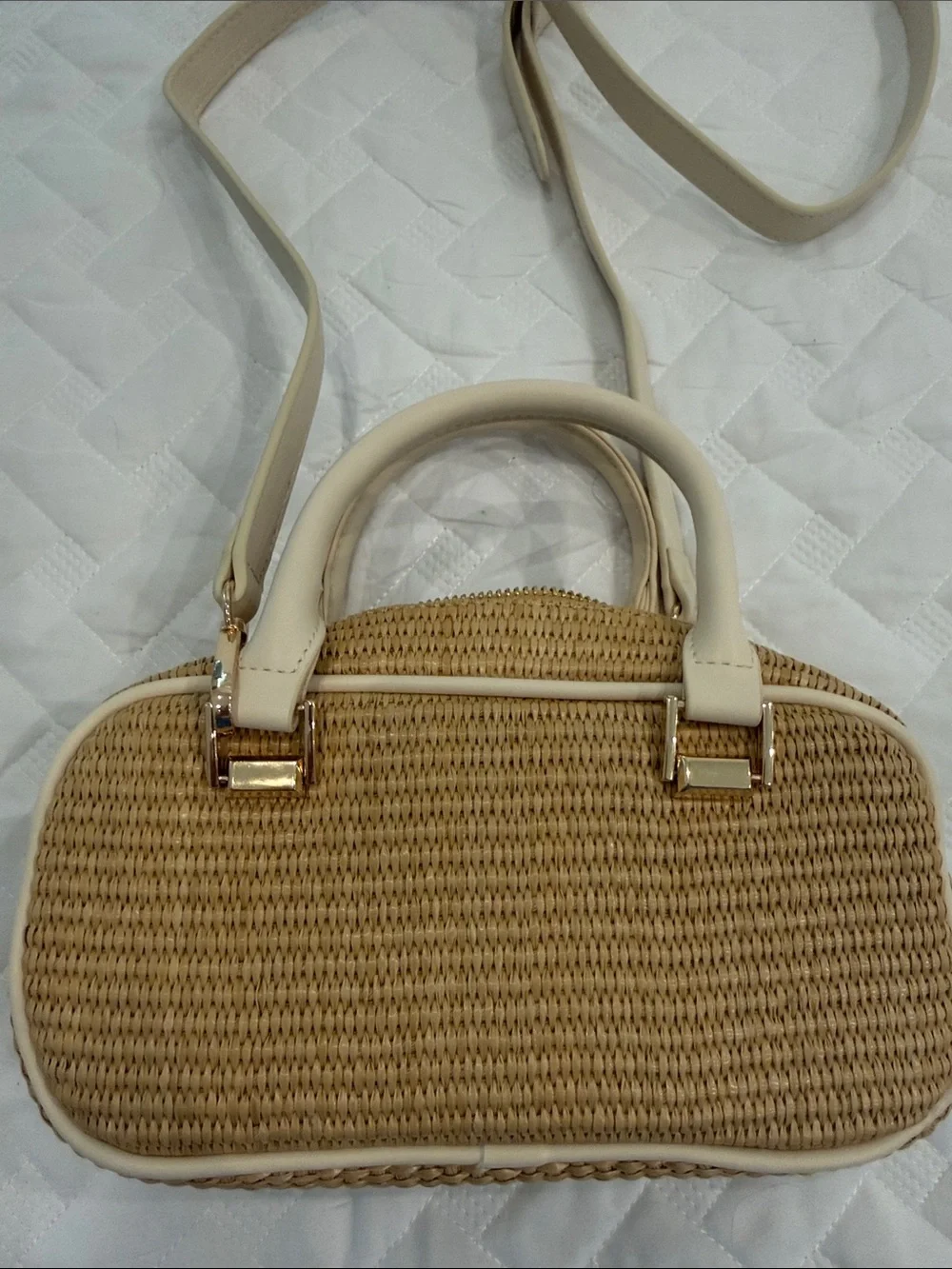~ Shiraleah ~ EUC ~ Ravello Cross-Body Bag in Natural